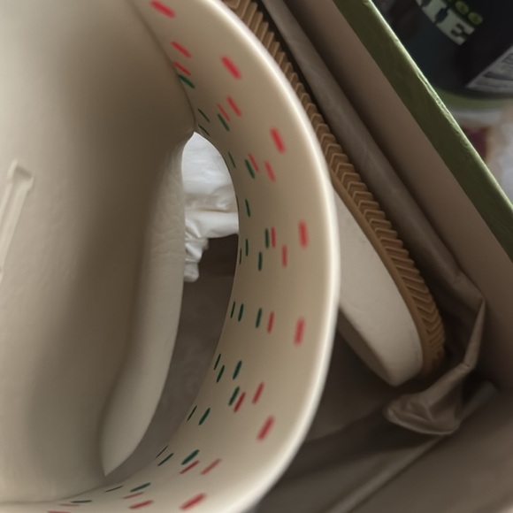 Gucci Red and Green Slides NWT size 40 Euro with box and dust bags size 9 - Picture 6 of 10